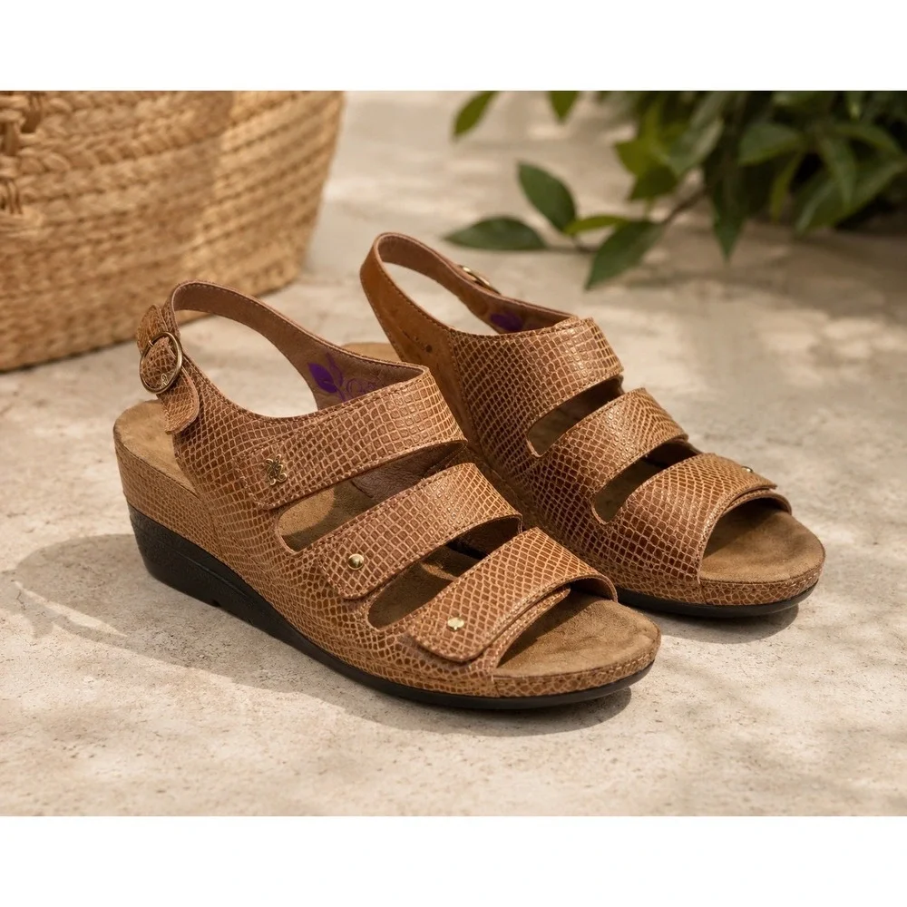 Helle Spain Leather Comfort Sandals Tan Strappy Wedge Slingback Size 9 EUC